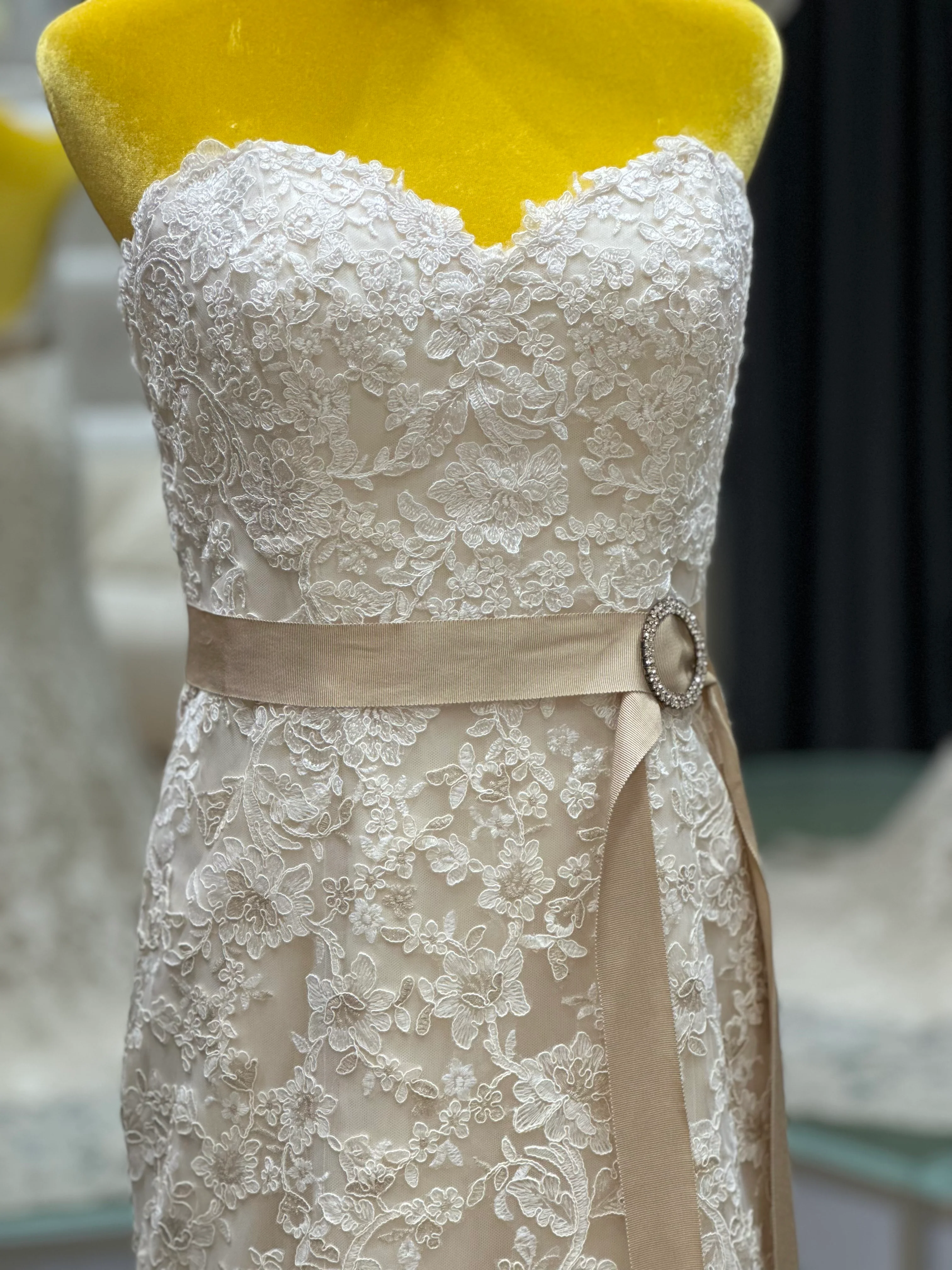 Lux Full Fabric Lace Beaded Size S Wedding Gown | Ready-to-Wear - Image 6