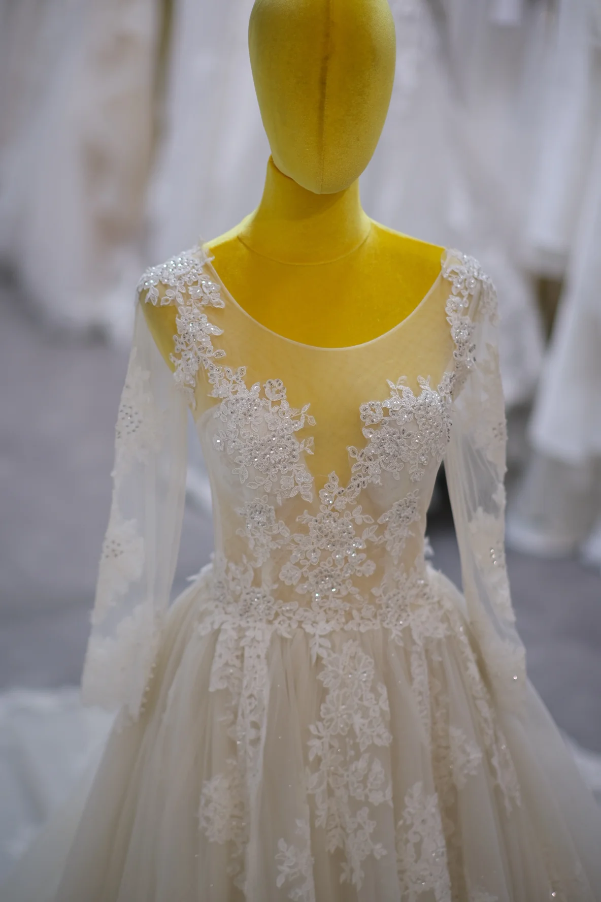 Premium Full Lace with Beaded Wedding Gown Size S | Ready-to-Wear - Image 5