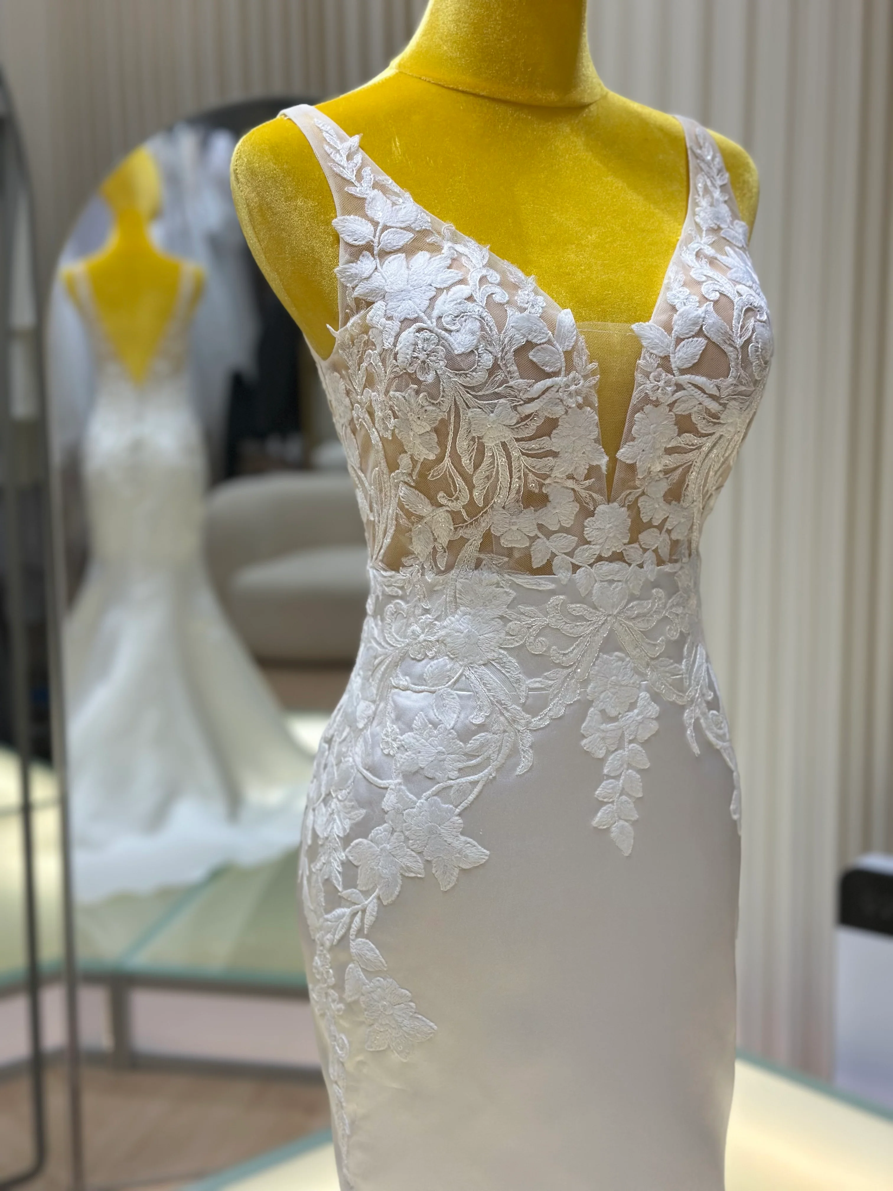 Luxe Half-Lace Wedding Gown | Ready-to-Wear - Image 8