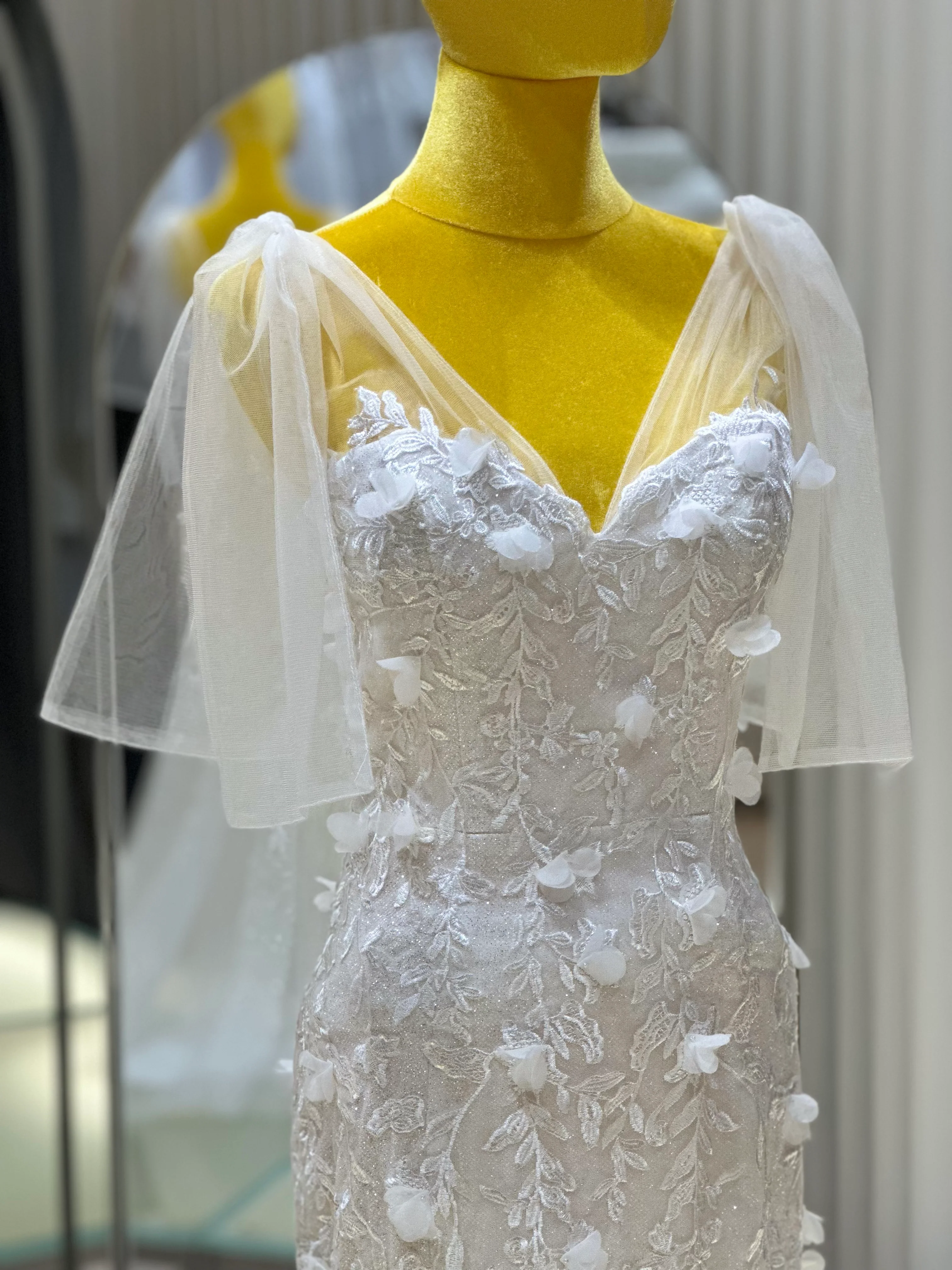 Luxe Full Lace Wedding Gown | Ready-to-Wear - Image 7