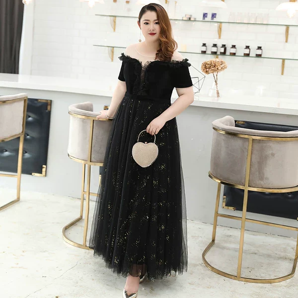Black Elegant Evening Dress - Image 5