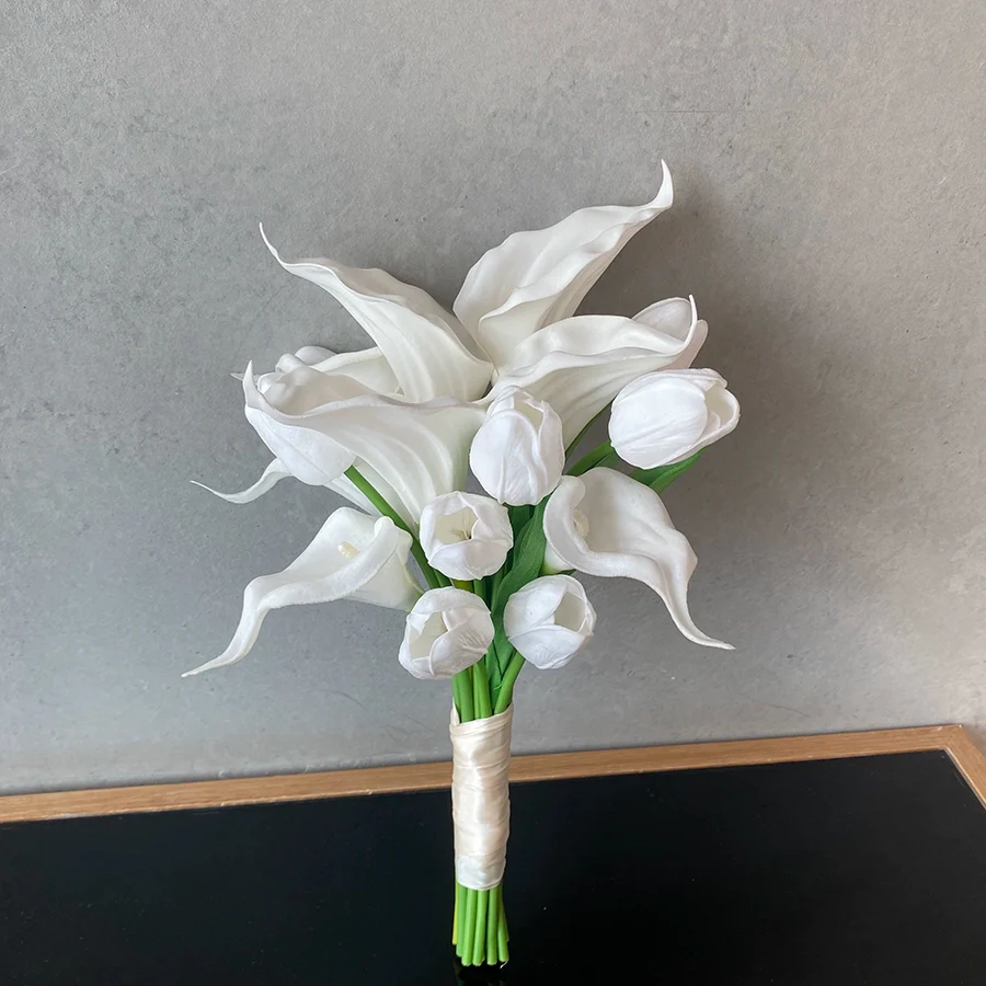 Butterfly Handheld Artificial Flower Prop for Weddings & Home Décor - Image 9