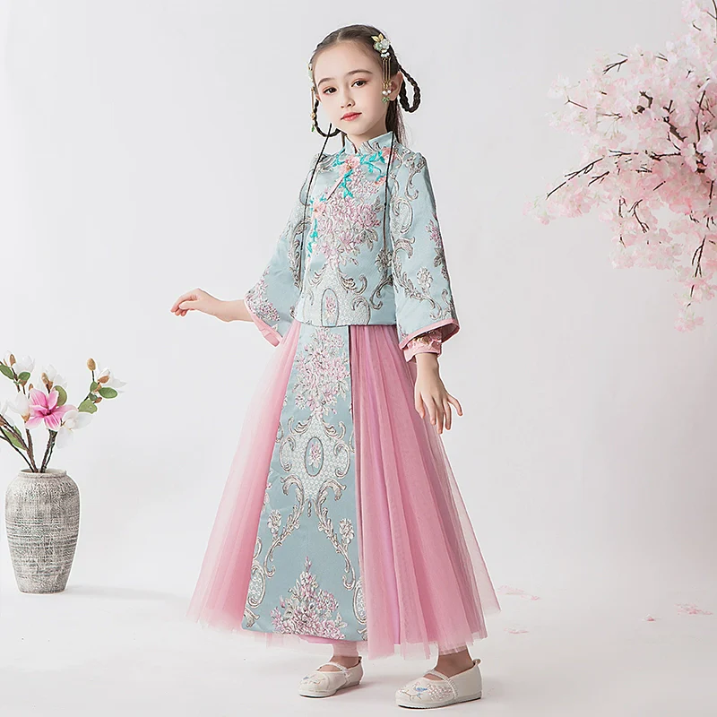 Chinese Style Thickened New Year Cheongsam Hanfu Wedding Dress | Amehandmadesg - Image 7