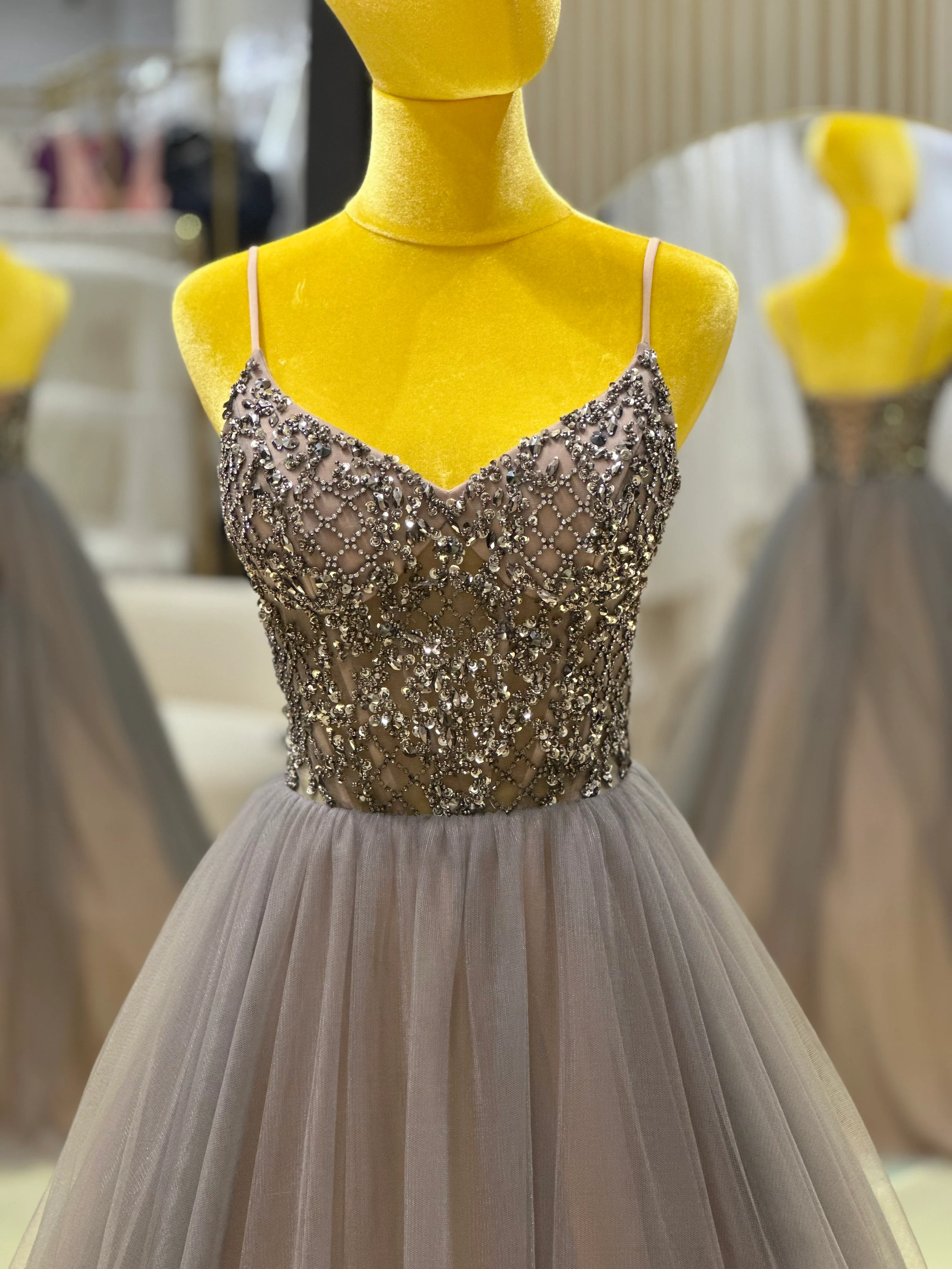 Golden Radiance Beaded Luxury Evening Gown | Ready-to-Wear - Image 5