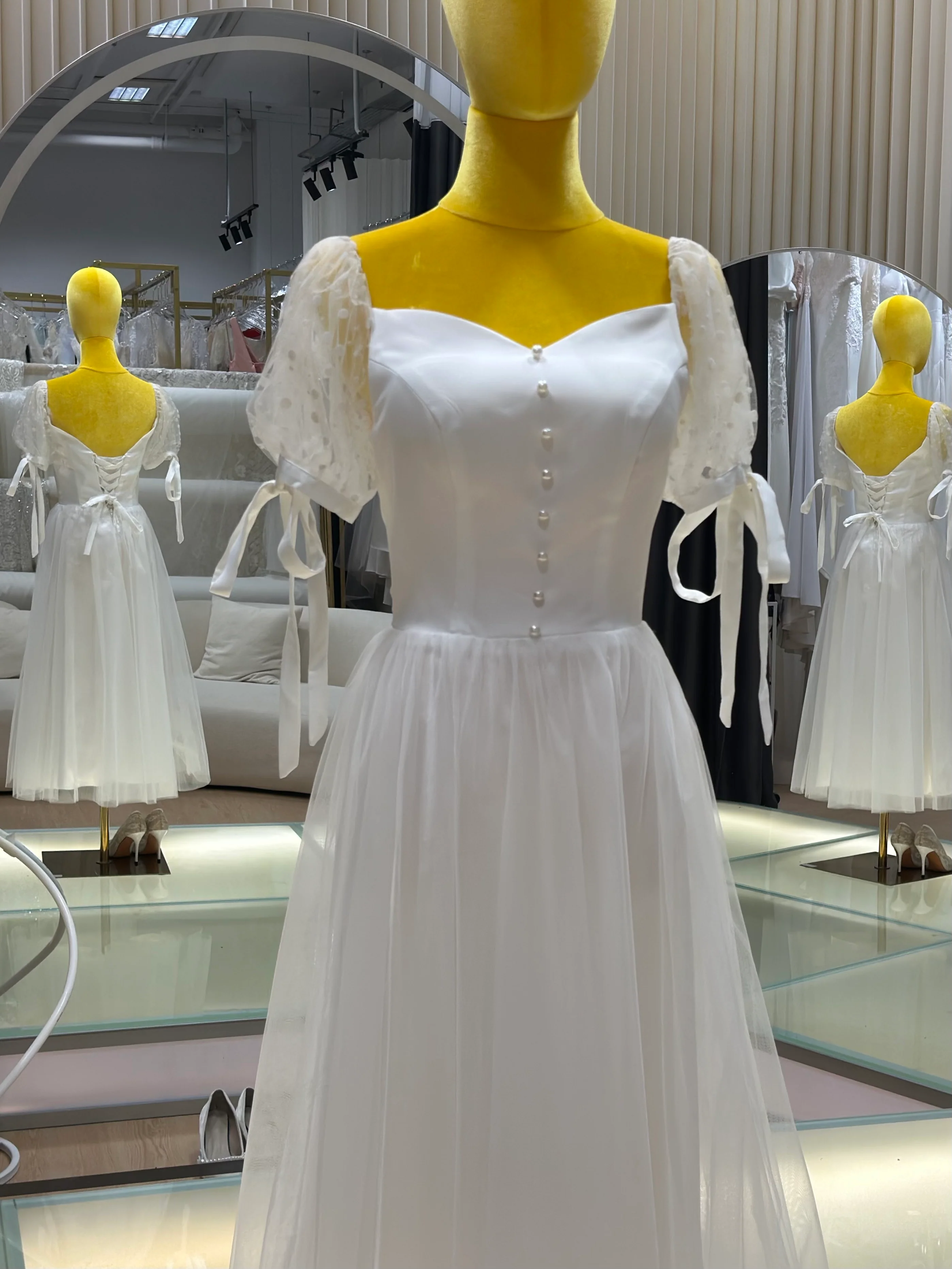 French Forest Style Simple Light Wedding Gown | Ready-to-Wear - Image 4