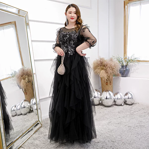 Elegant Black Evening Dress - Image 2