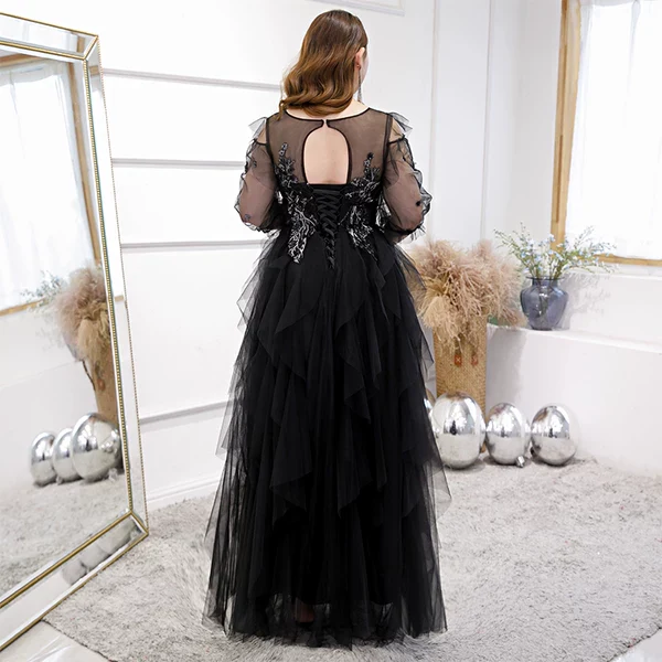 Elegant Black Evening Dress - Image 3