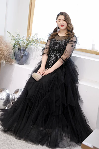 Elegant Black Evening Dress - Image 6