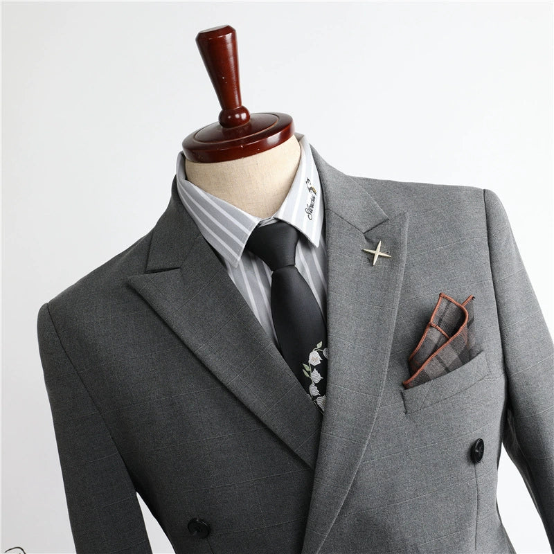 Elegant Men's 3 Piece Suit Set - Image 4