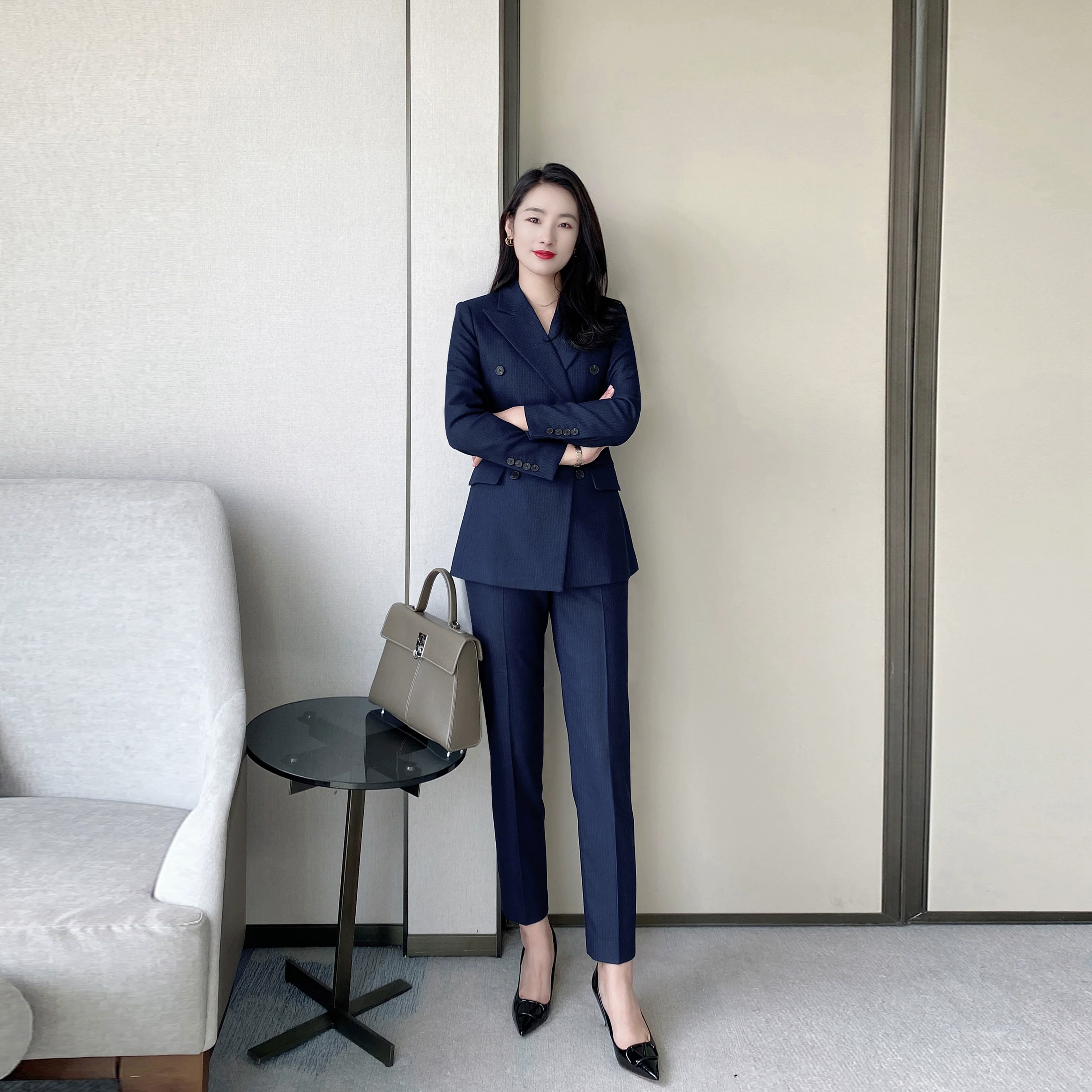 Elegant Winter Slim-Fit Hidden Green Suit Set with Trousers - Image 6
