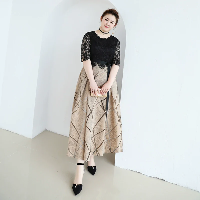 Elegant Women's Evening Dress - Image 6
