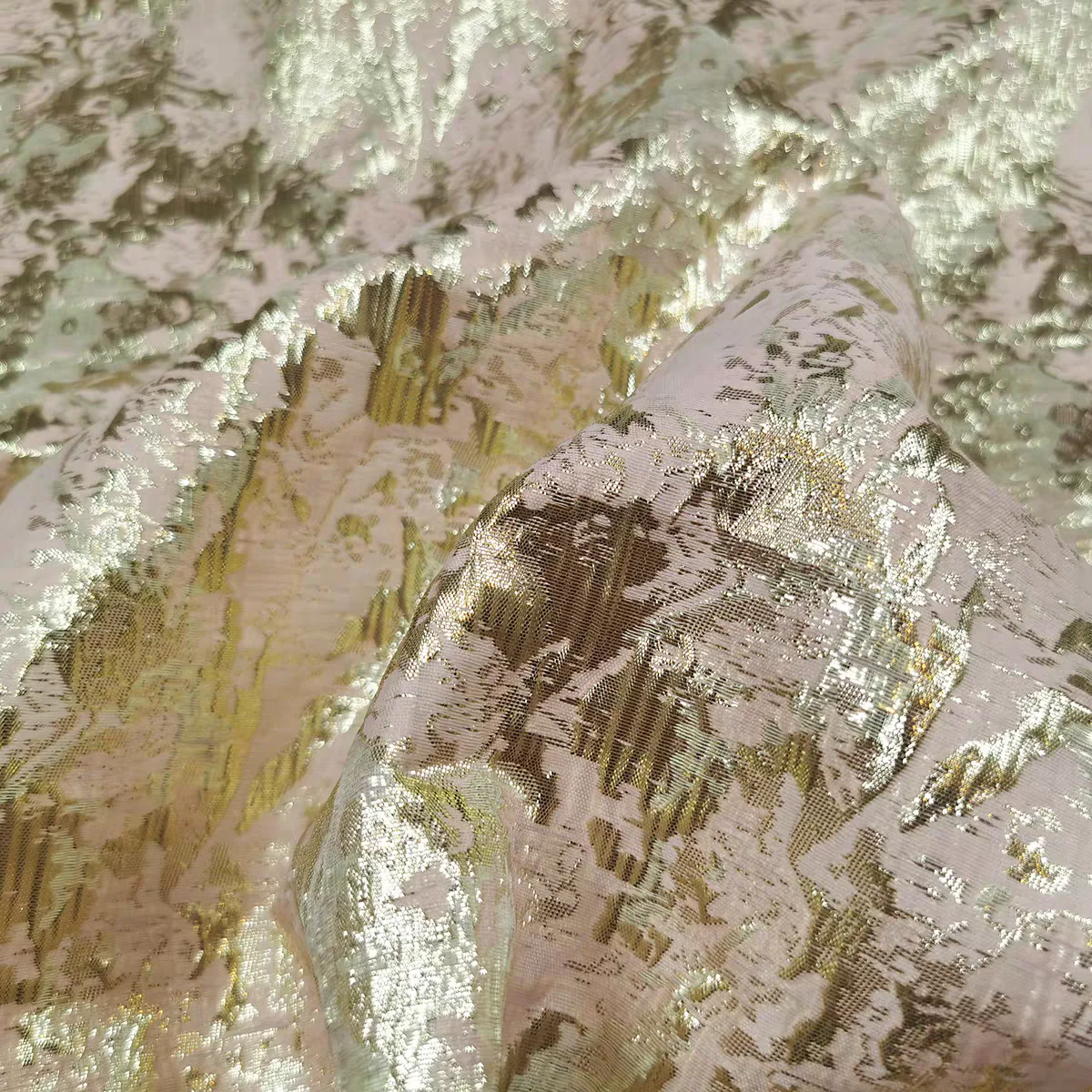 FAB-BROC-011 French style gold stamping graffiti high-end brocade dress fabric spring and summer gold thread dress jacquard clothing fabric - Image 4