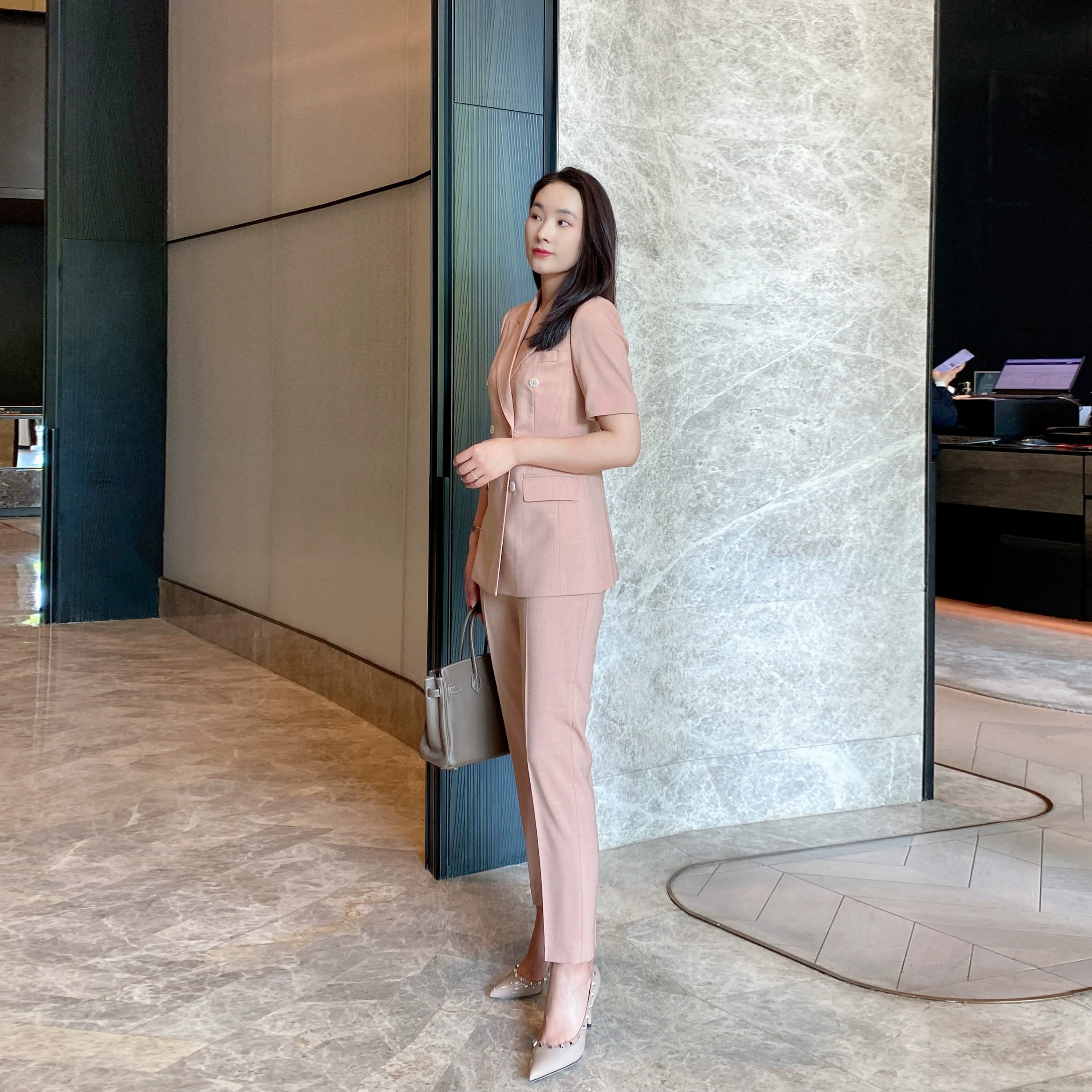 Fuchsia Summer Light Slim Suit Set with Short Sleeve - Image 4