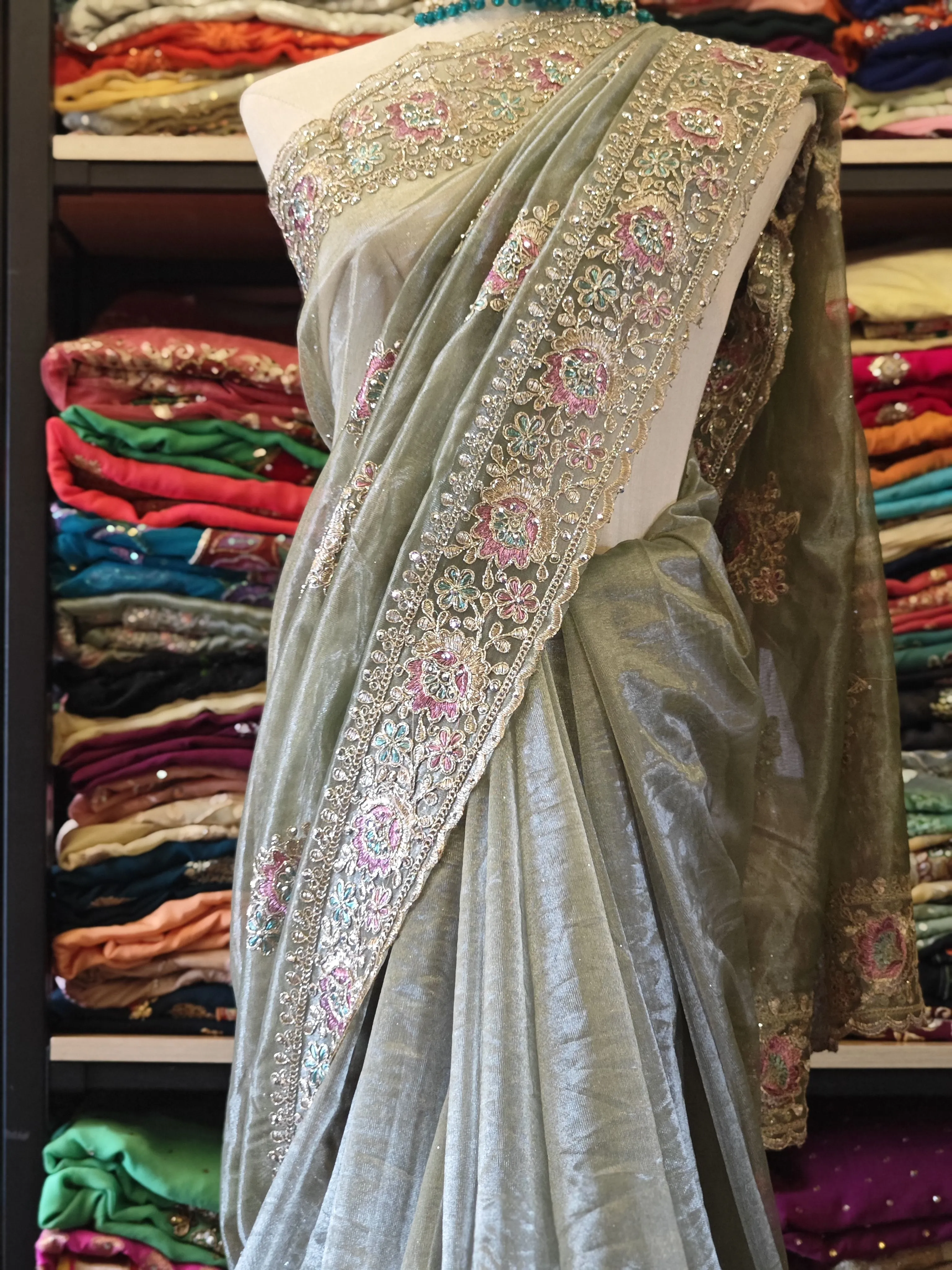 Gold Six Rice Saree - Image 2