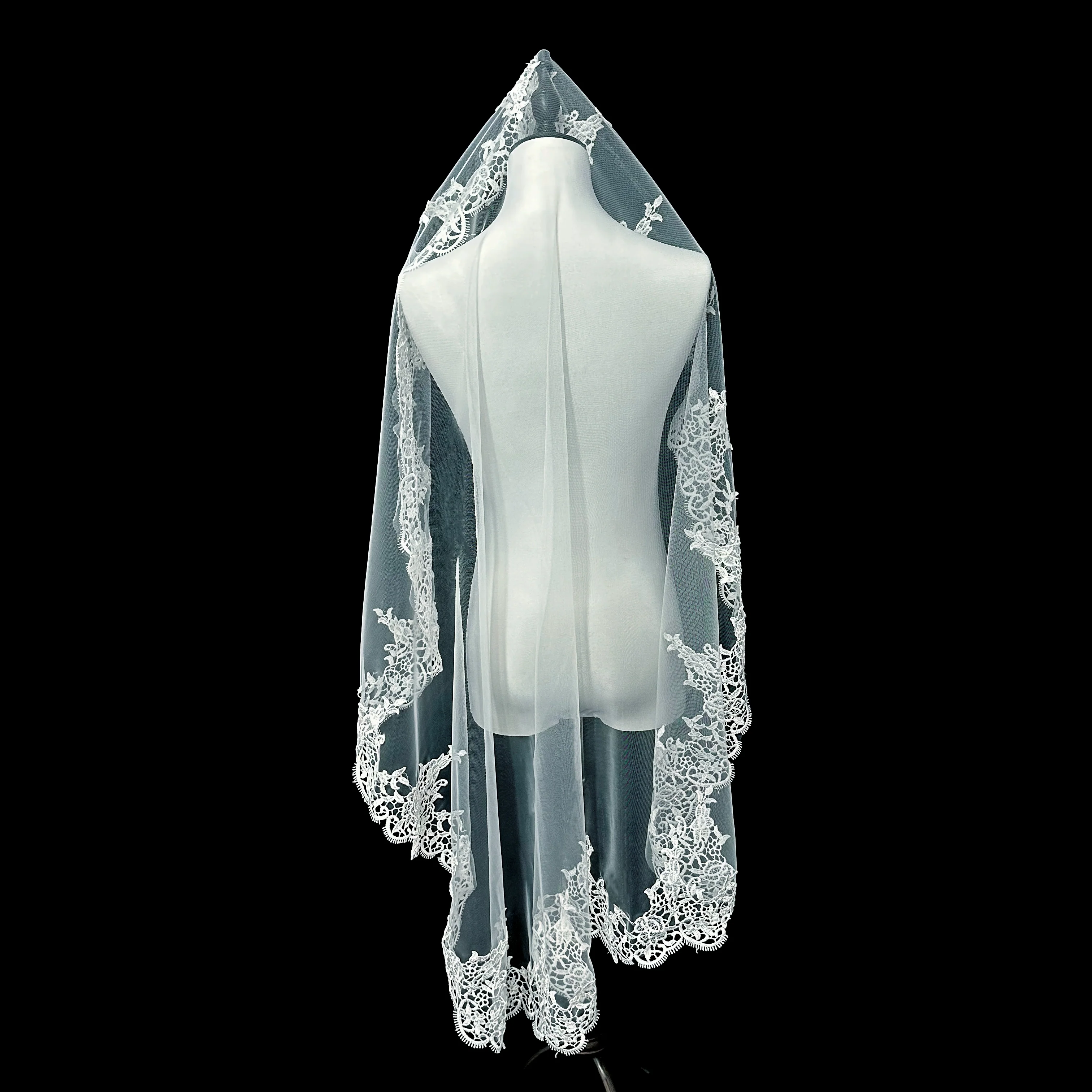 Korean Style Lace Wedding Veil - Image 6