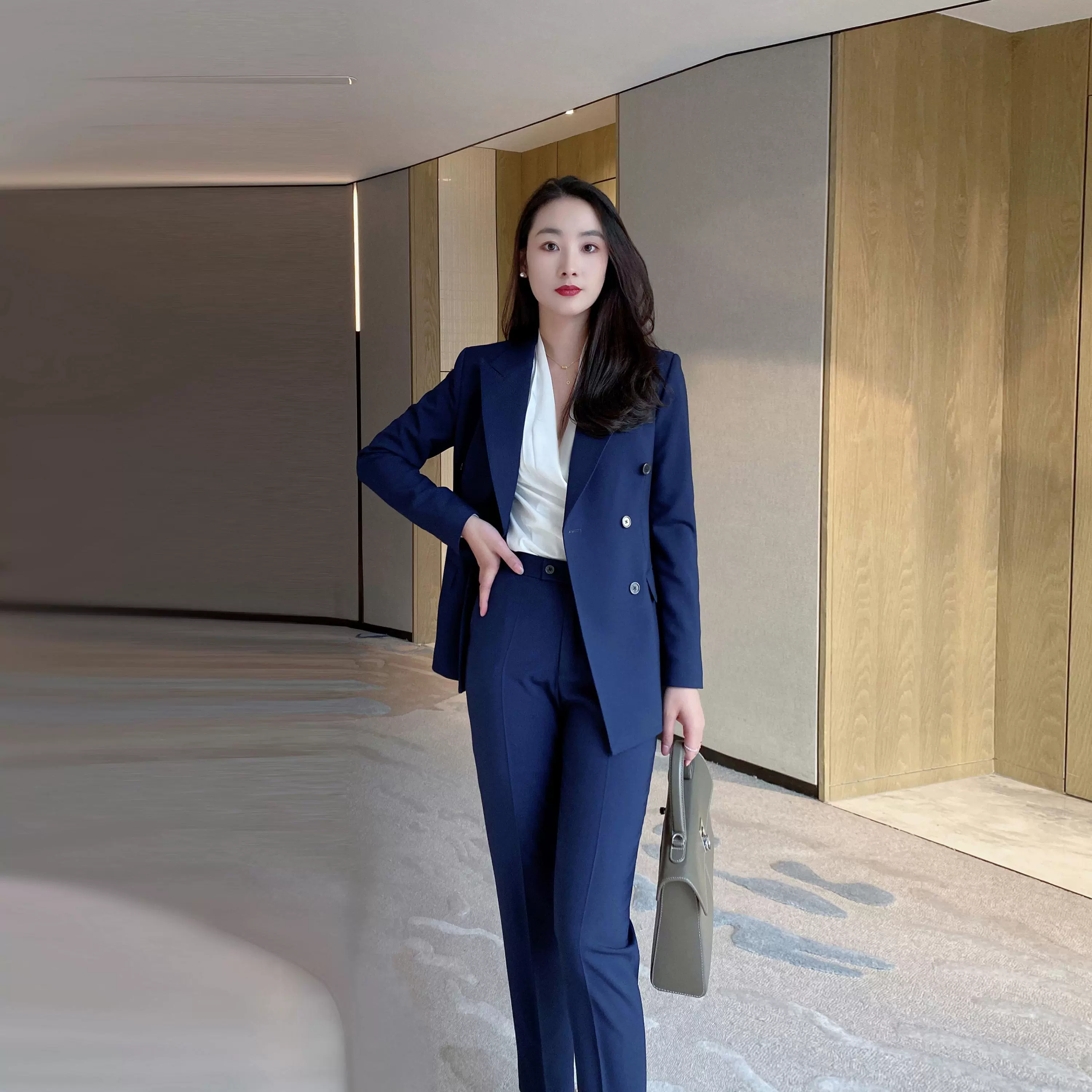 Navy Blue Autumn Fitted Classic Suit with Double-Breasted Jacket - Image 3
