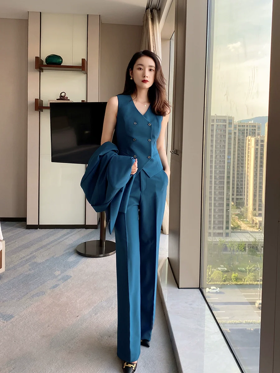 Peacock Blue Women's 3-Piece Slim Fit Suit Set - Image 4