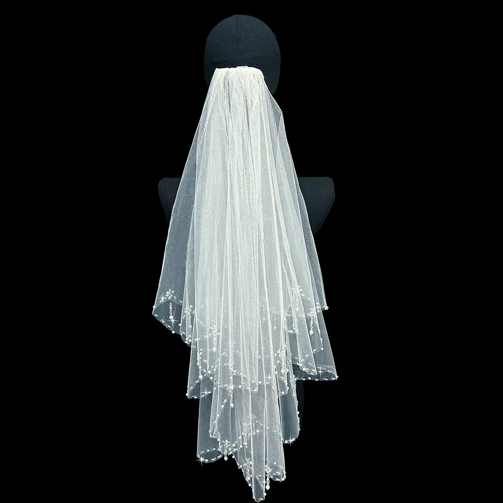 Pearl Bridal Veil Accessory - Image 2