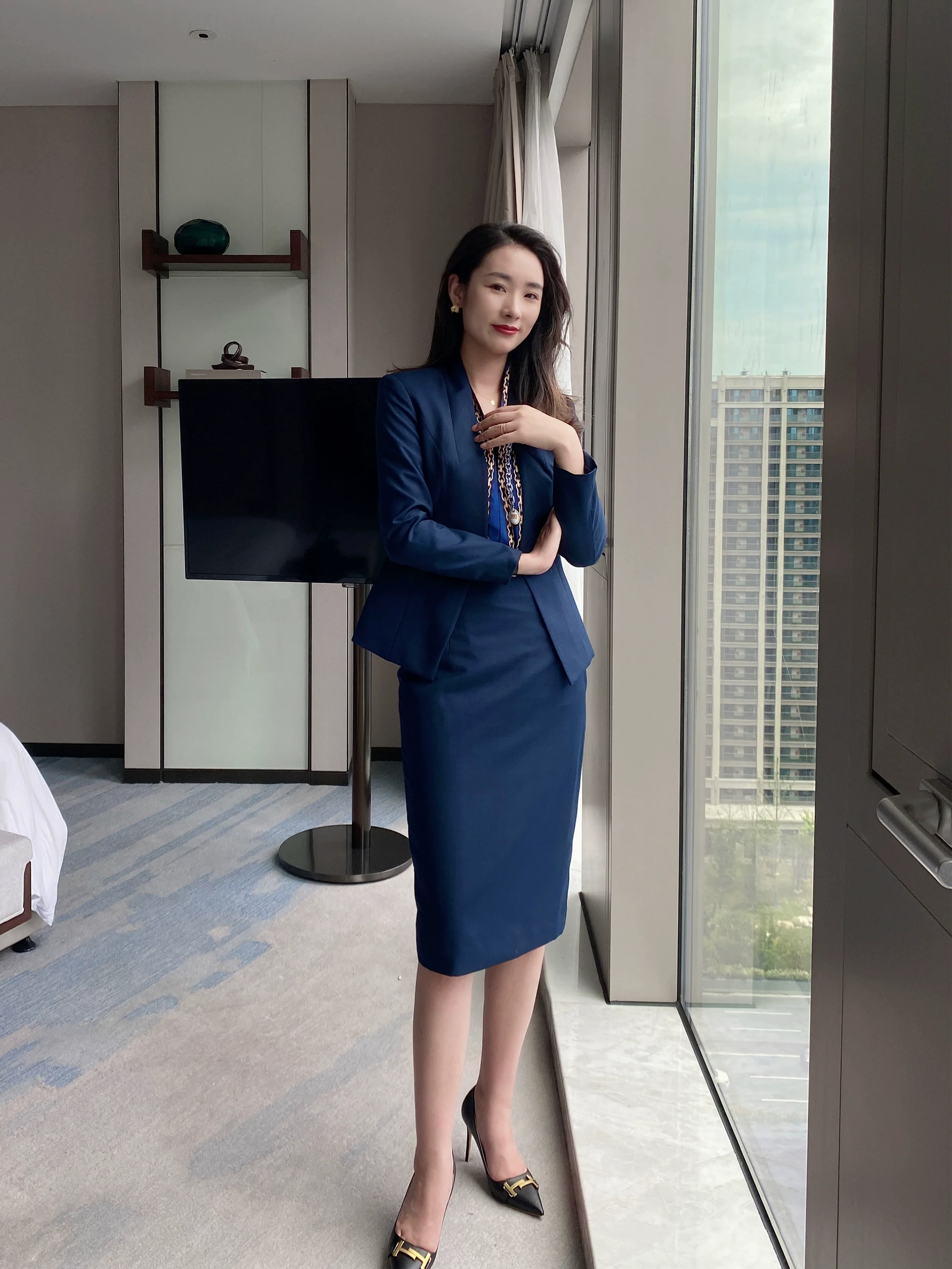 Premium Autumn Short Suit Fitted Jacket & Skirt Set - Image 5