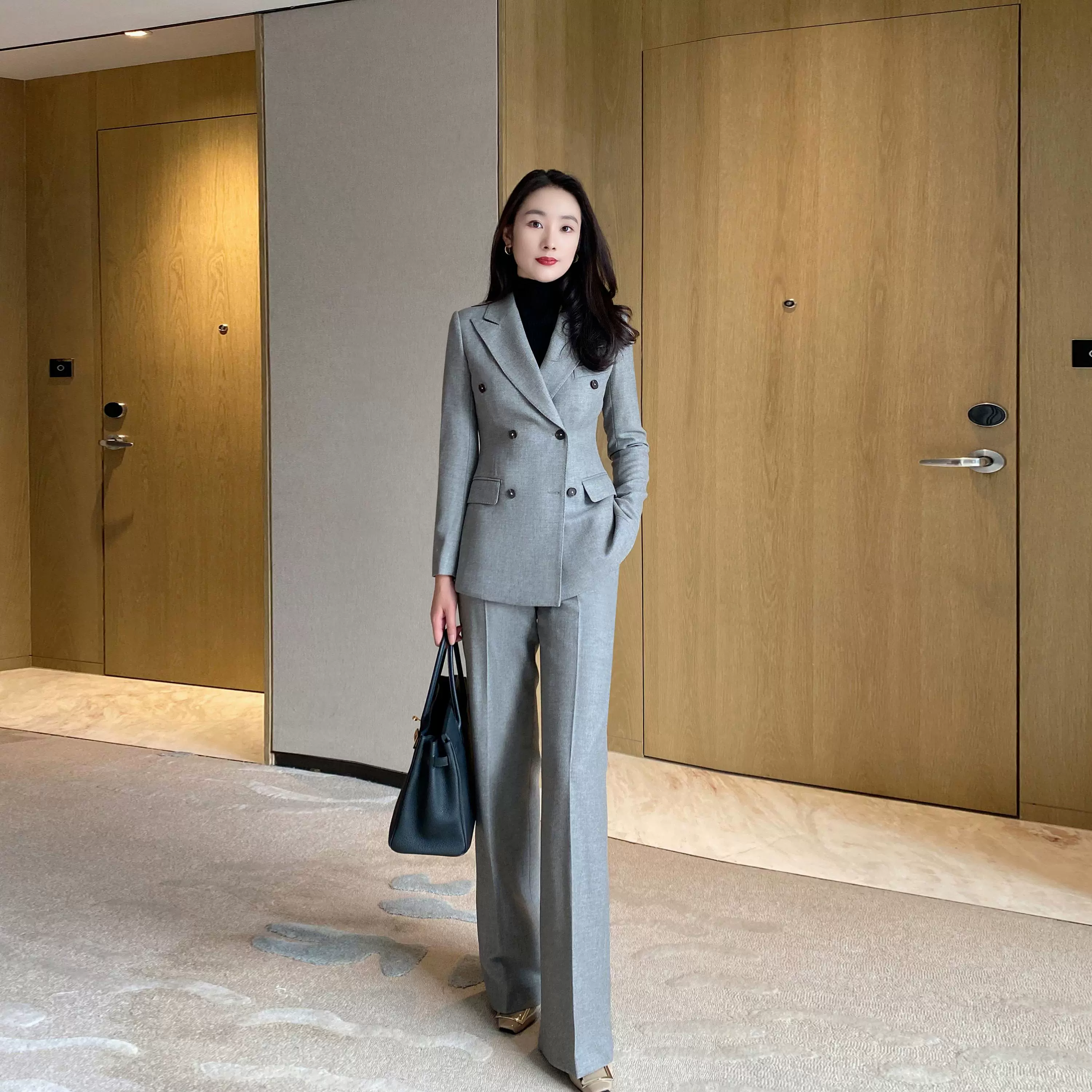 Premium Light Grey Wool Suit Jacket and Trousers - Image 5