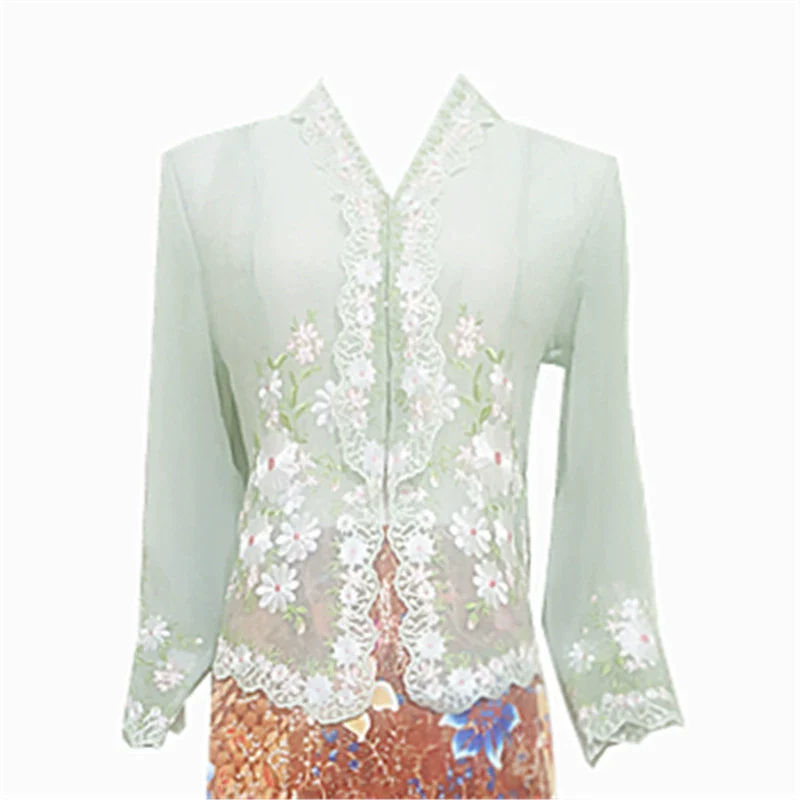 Retro Thin Embroidered Shirt - Image 6