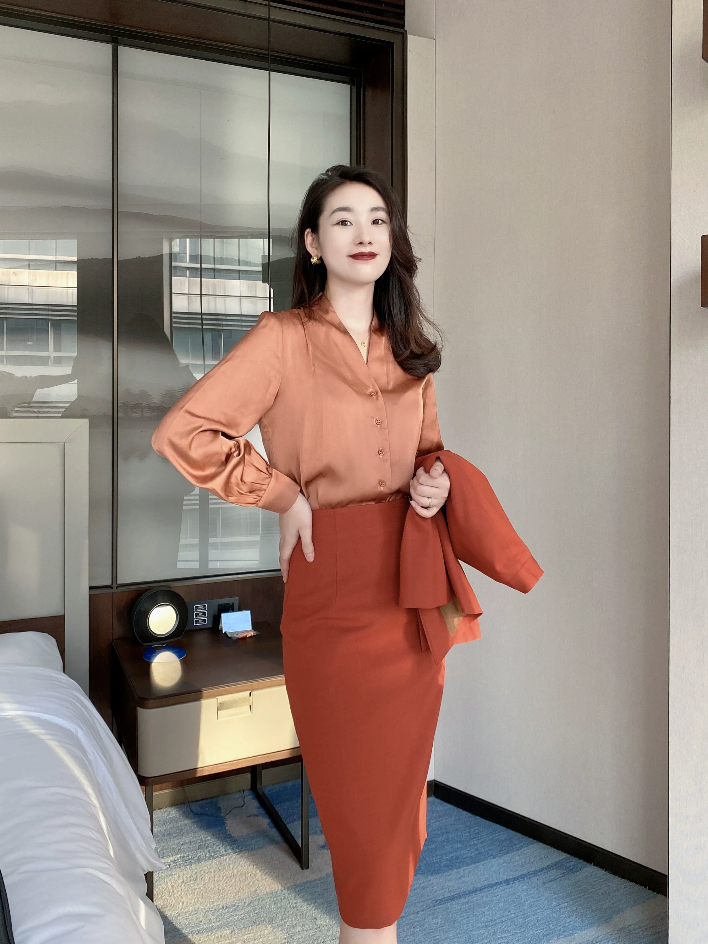 Rust Red V‑Neck Slim‑Fit Autumn Work Shirt for Women - Image 5