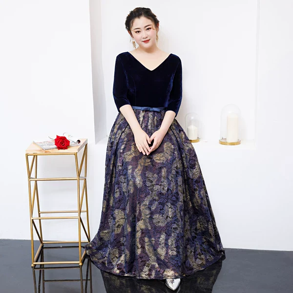 Velvet Long Evening Dress - Image 5