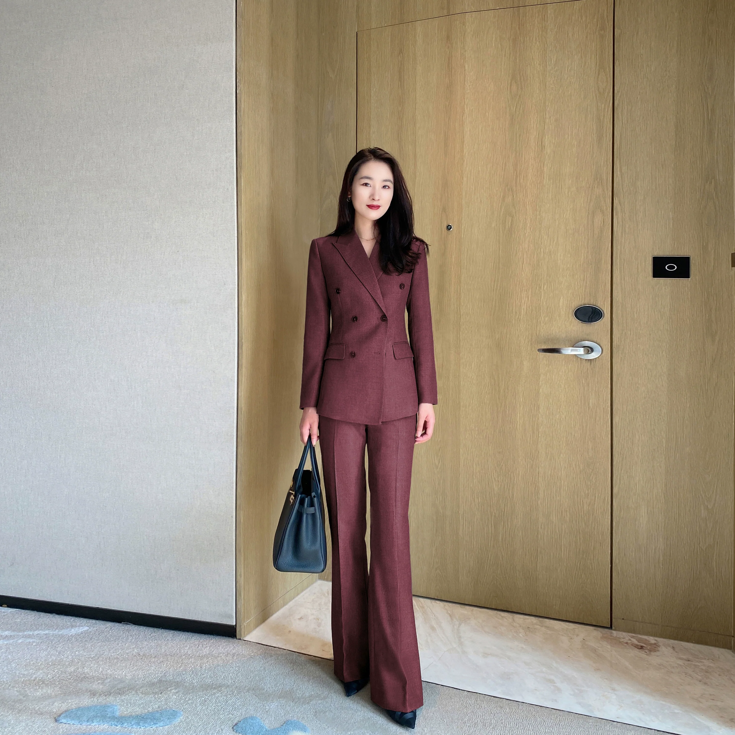 Warm Thickened Herringbone Red Suit with Boot-Cut Trousers - Image 4