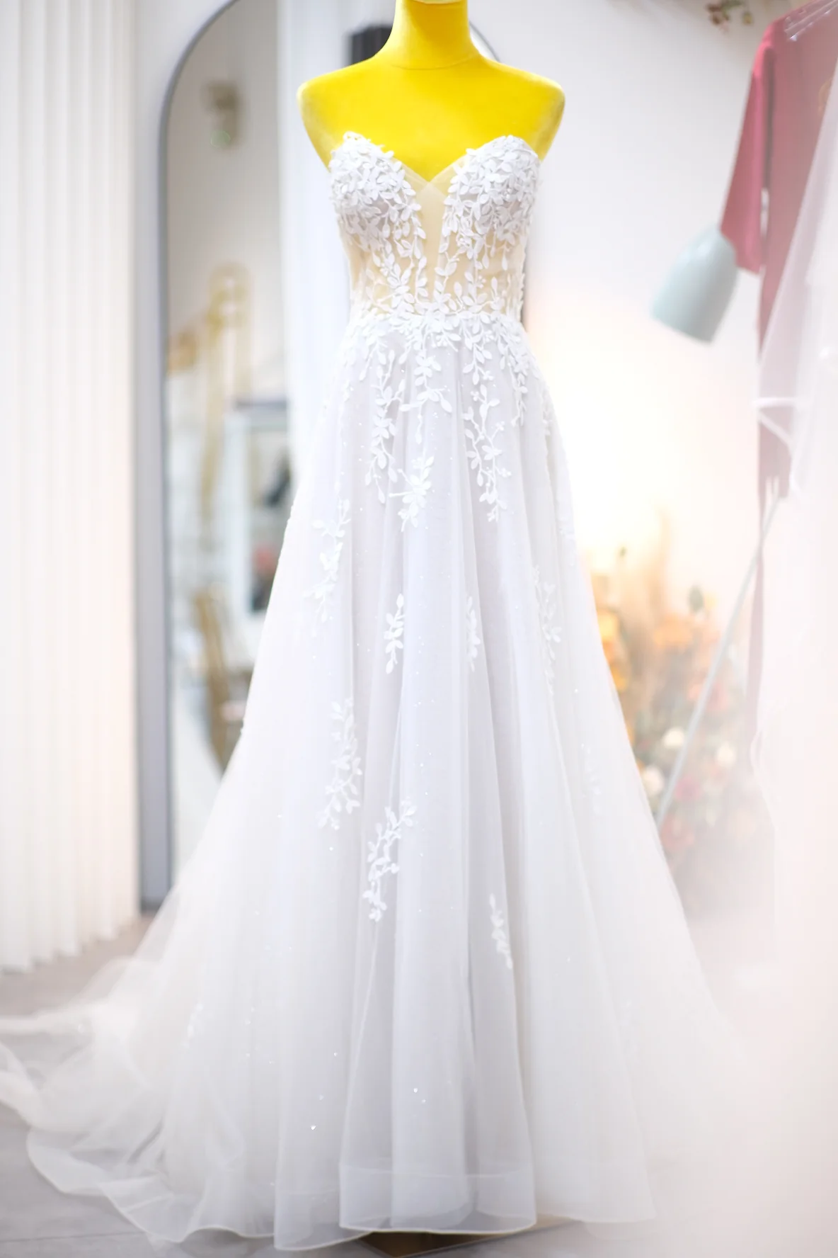 Lux Full Fabric Lace Size S Wedding Gown | Ready-to-Wear
