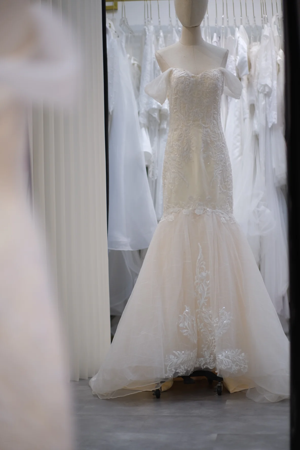 Premium Full Beaded Size S Wedding Gown | Ready-to-Wear