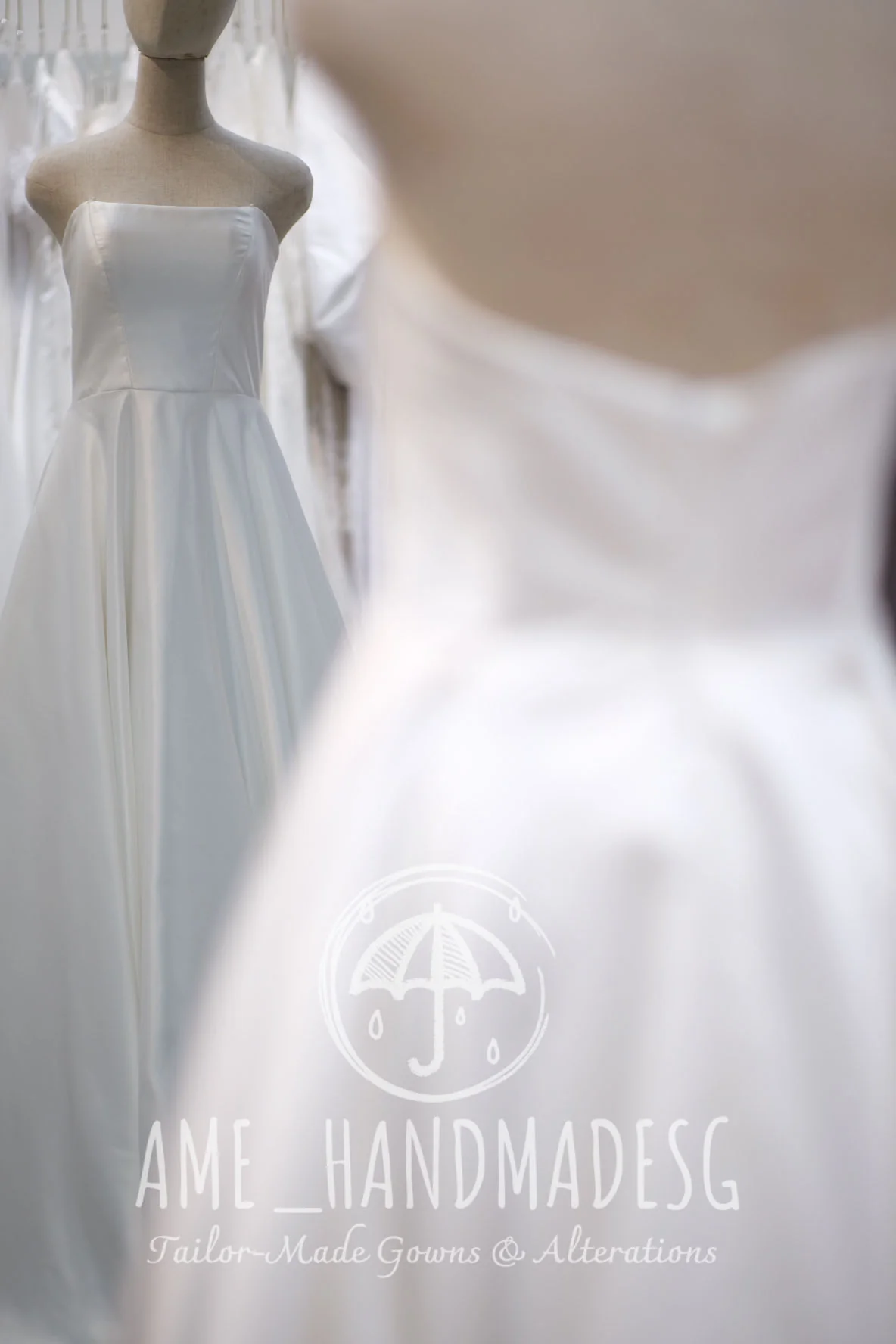 Lux Plain Pleated Size L Wedding Gown | Ready-to-Wear - Image 5
